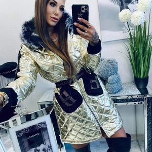 Rose gold winter jacket one size M/lL beautifull swarowski accent made in itally